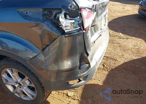 2016 Ford Escape Titanium z USA, uszkodzony, nr VIN 1FMCU0J92GUB43545